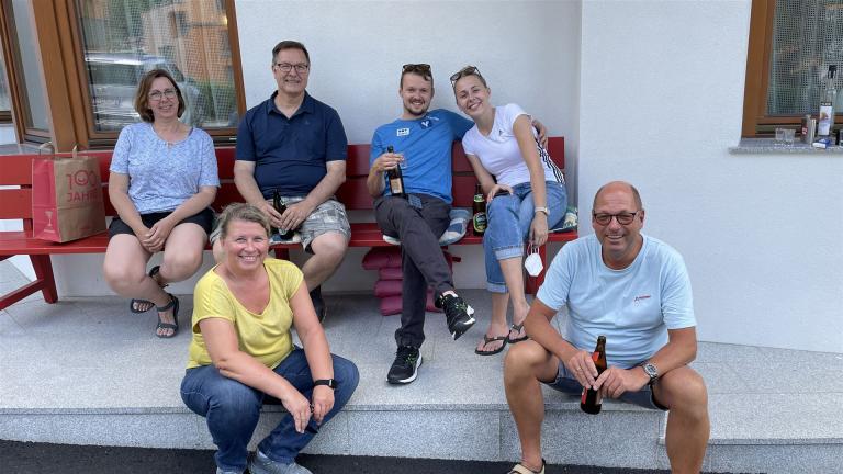 Wandergruppe  "Wo ist die Bar"