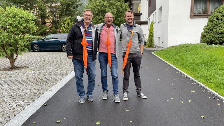 ...die Regenschirme werden kleiner...........