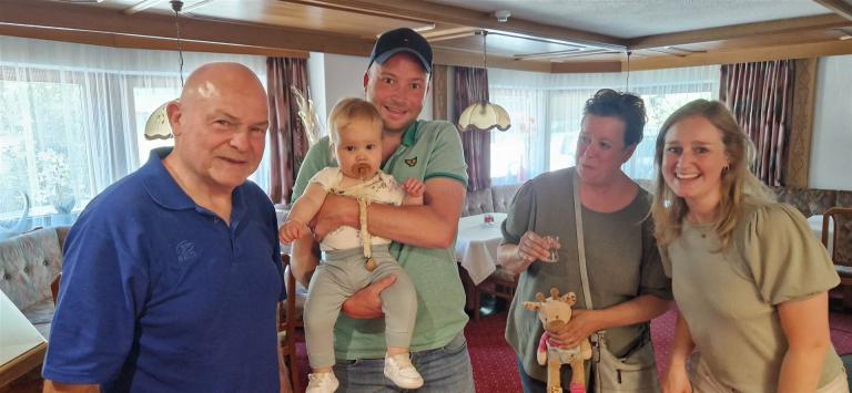 ...Familie Schrijen Henk, Guido mit Mya Annemie und Ilze.....gerade angekommen...