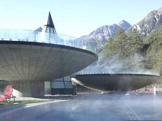 Therme Aqua-dome